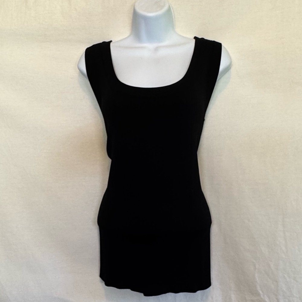 F-166 Linda Matthews PLUS SIZE‎ 2X Black Sleeveless Pullover Sweater